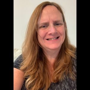 Meet your Posher, Cynthia